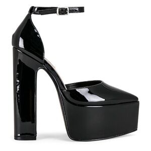 Steve Madden Prompt Heel in Black Patent
